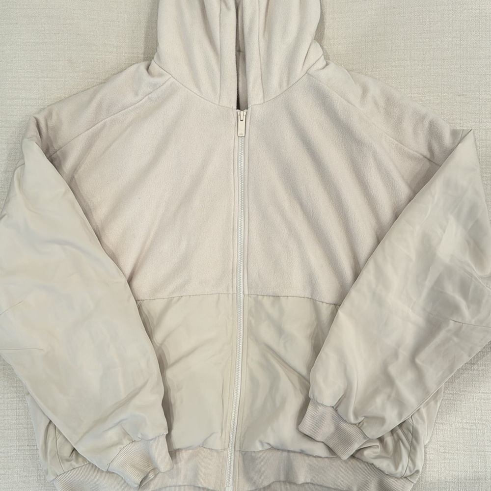 (NWOT) ALO YOGA Jacket